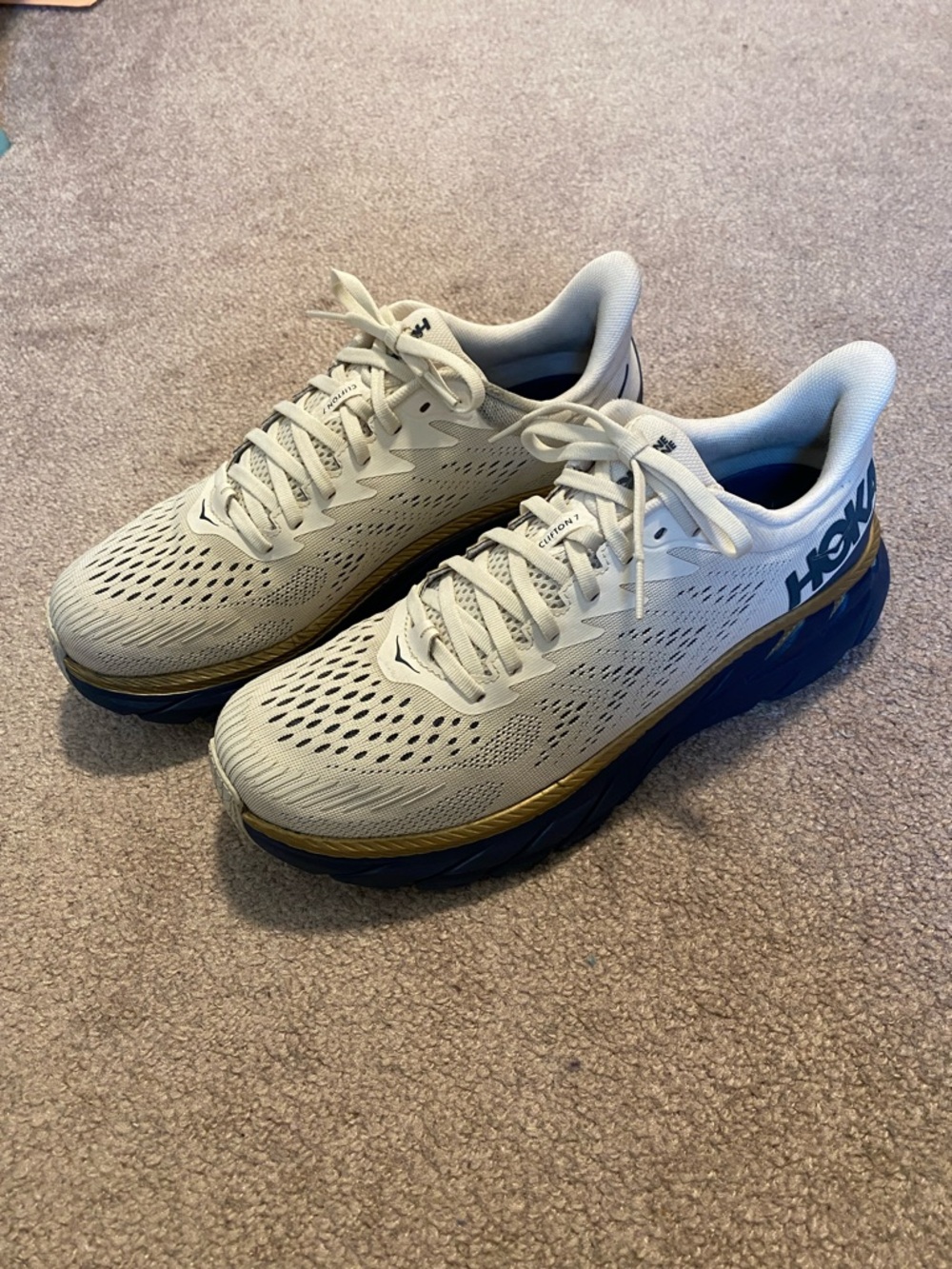 Hoka Clifton 7 Tofu Vintage Indigo women’s size 10